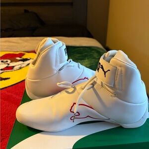 White Ferrari Puma Future Cat Mid